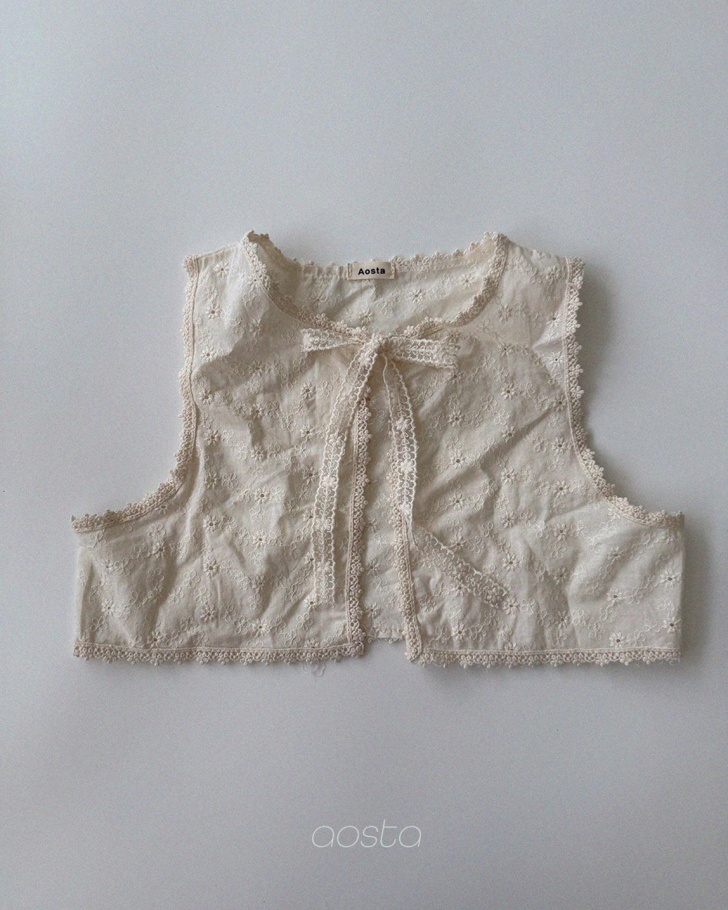 Aosta lace open vest
