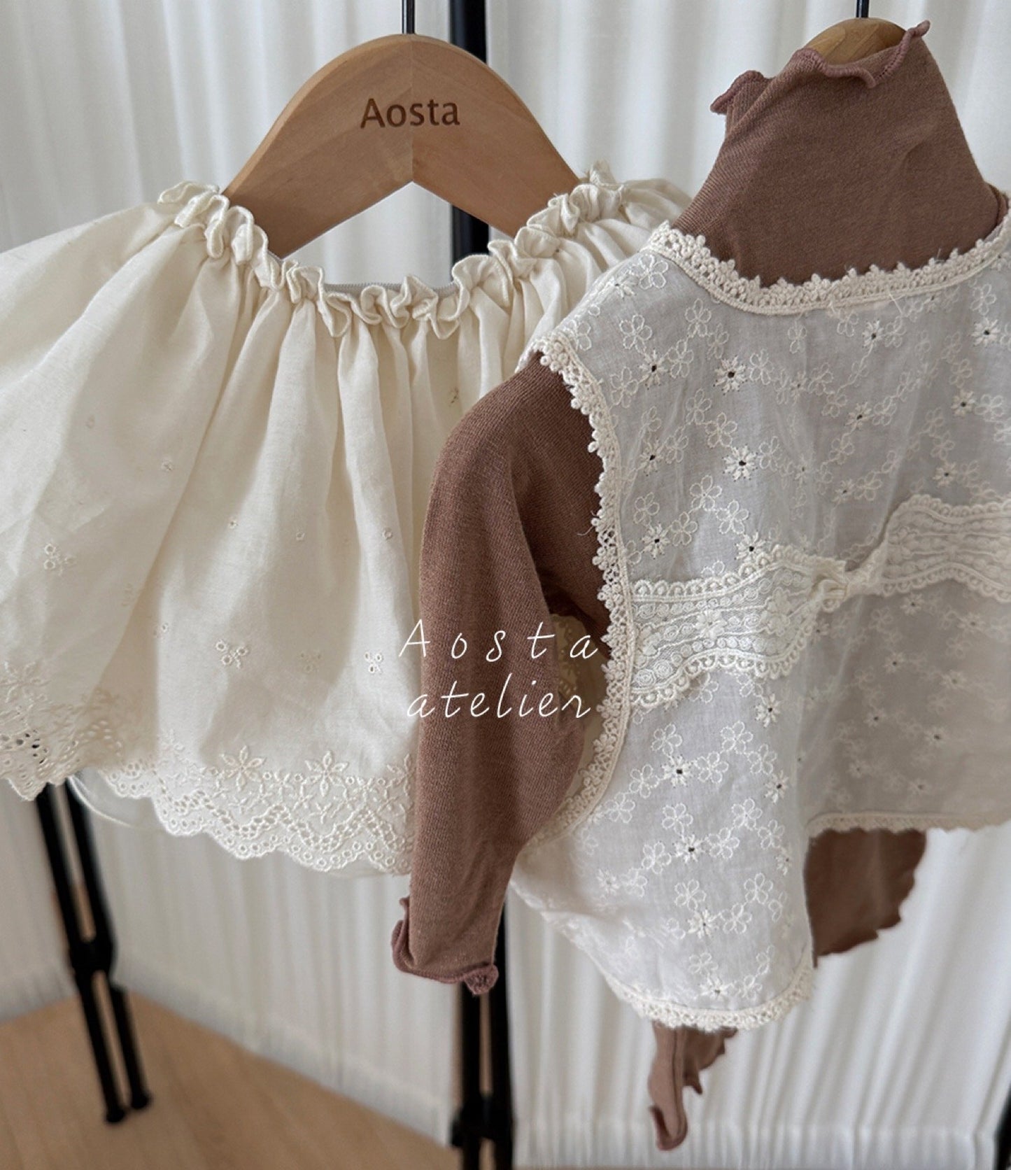 Aosta lace open vest